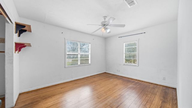 807 Burleson Street, Brenham, TX 77833