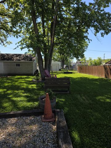 2339 Lenore Avenue, Columbus, OH 43204