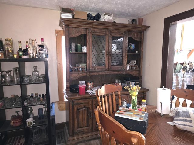 2339 Lenore Avenue, Columbus, OH 43204