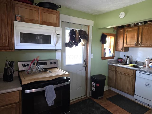 2339 Lenore Avenue, Columbus, OH 43204