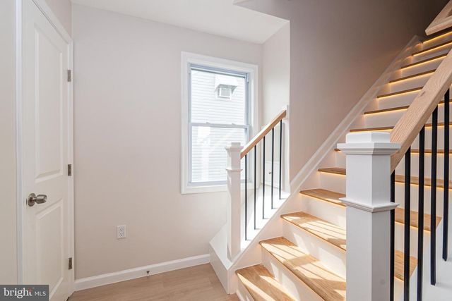 1219 N POINT RD, Baltimore, MD 21222