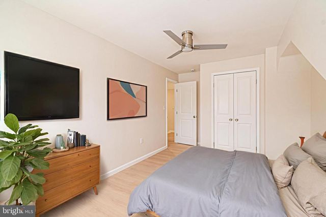 1219 N POINT RD, Baltimore, MD 21222