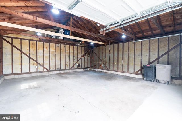 1219 N POINT RD, Baltimore, MD 21222