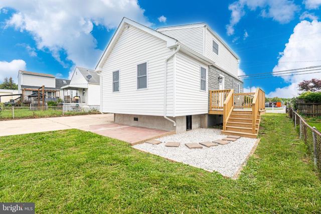 1219 N POINT RD, Baltimore, MD 21222