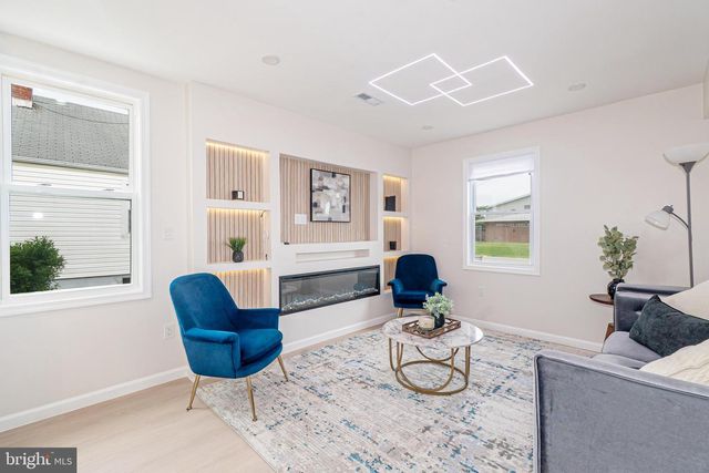 1219 N POINT RD, Baltimore, MD 21222