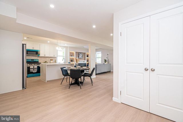 1219 N POINT RD, Baltimore, MD 21222