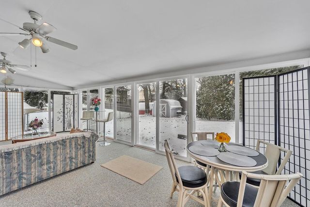 153 N Maple AVENUE, Slinger, WI 53086