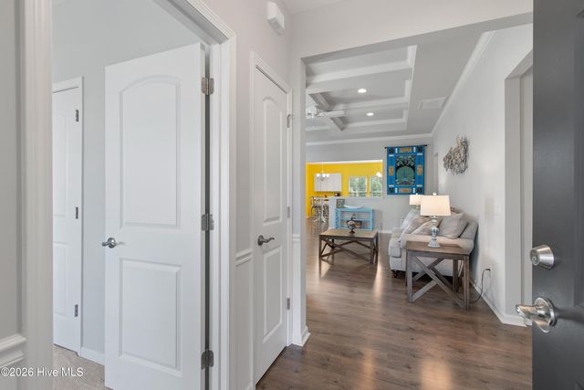 587 Meadowbrook Lane NW, Calabash, NC 28467