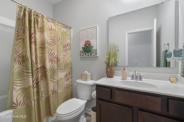 587 Meadowbrook Lane NW, Calabash, NC 28467