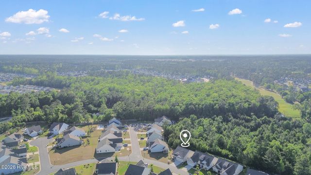 587 Meadowbrook Lane NW, Calabash, NC 28467