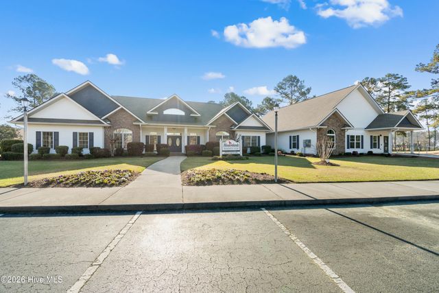 587 Meadowbrook Lane NW, Calabash, NC 28467
