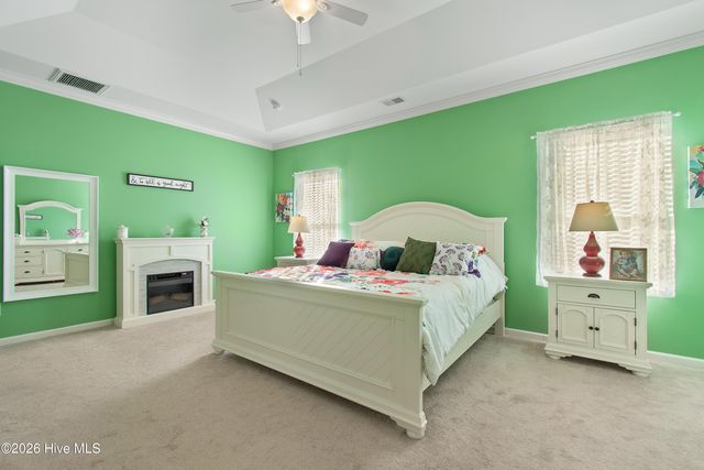 587 Meadowbrook Lane NW, Calabash, NC 28467