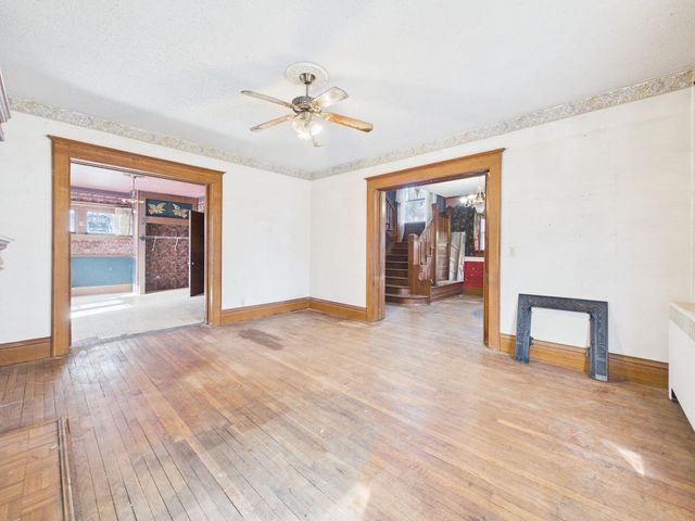 1545 N Park Pl, Wichita, KS 67203