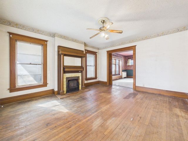 1545 N Park Pl, Wichita, KS 67203