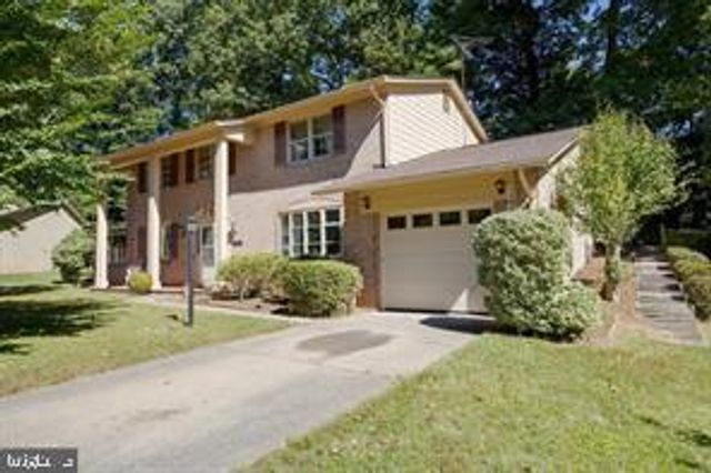 5105 SPRING ROCK CT, Fairfax, VA 22032
