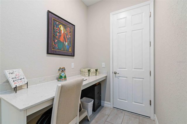 7131 WHITTLEBURY TRAIL, Bradenton, FL 34202