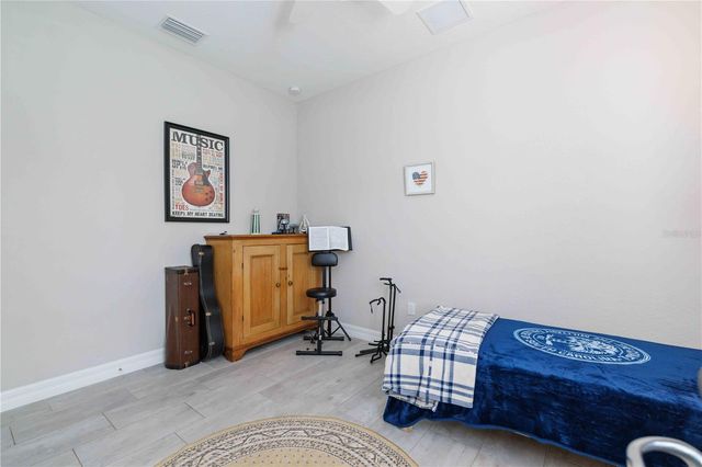 7131 WHITTLEBURY TRAIL, Bradenton, FL 34202