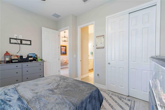7131 WHITTLEBURY TRAIL, Bradenton, FL 34202
