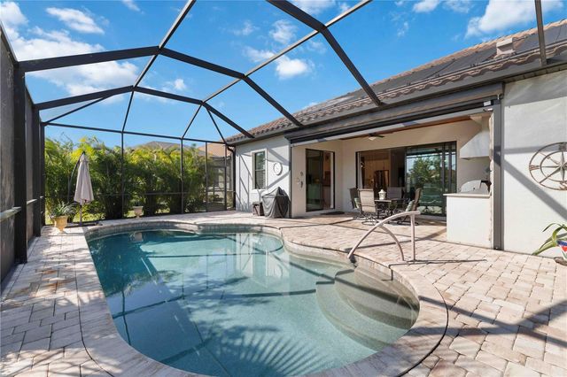 7131 WHITTLEBURY TRAIL, Bradenton, FL 34202