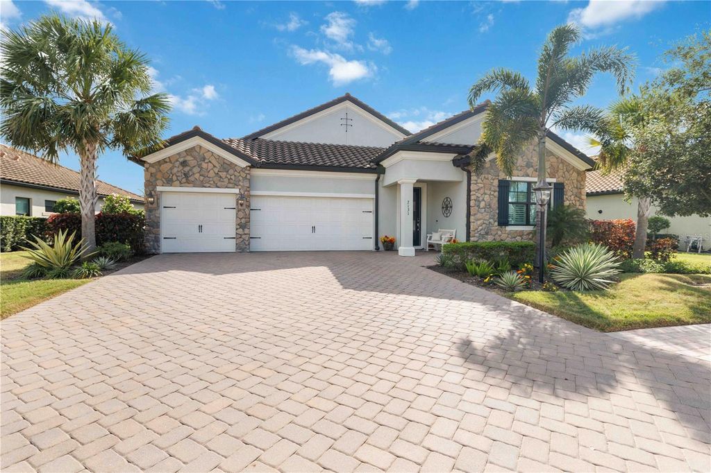 7131 WHITTLEBURY TRAIL, Bradenton, FL 34202