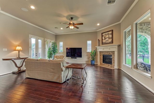 82 E Crystal Canyon Circle, The Woodlands, TX 77389