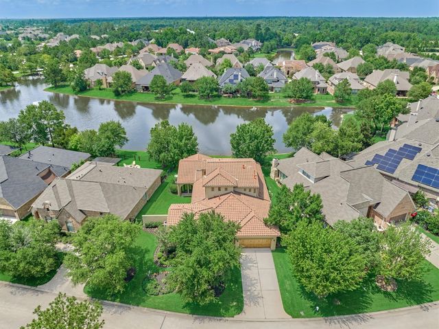 82 E Crystal Canyon Circle, The Woodlands, TX 77389