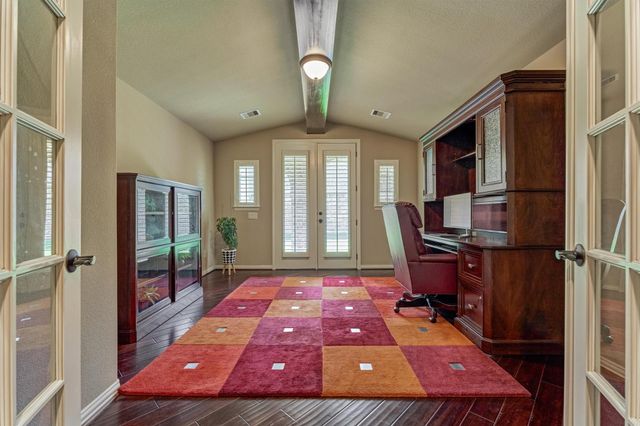 82 E Crystal Canyon Circle, The Woodlands, TX 77389