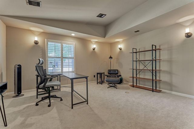 82 E Crystal Canyon Circle, The Woodlands, TX 77389