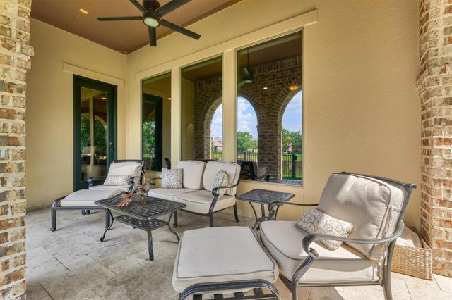 82 E Crystal Canyon Circle, The Woodlands, TX 77389