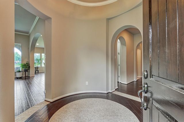 82 E Crystal Canyon Circle, The Woodlands, TX 77389