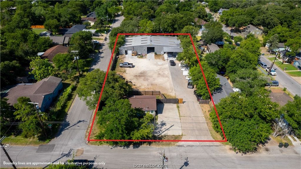 1401 Konecny, Bryan, TX 77803 — photo 2