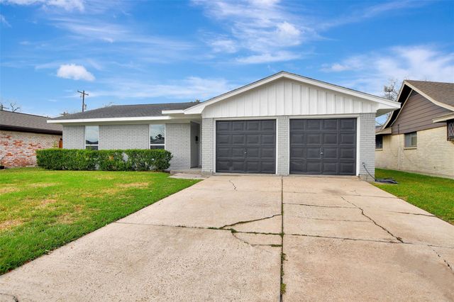 704 Teabury Avenue, Pasadena, TX 77503