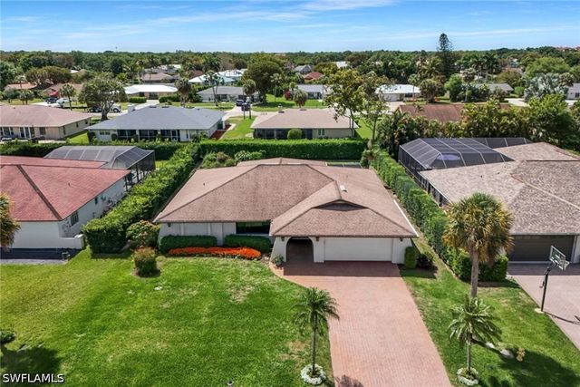 10361 Windsor WAY, Naples, FL 34109