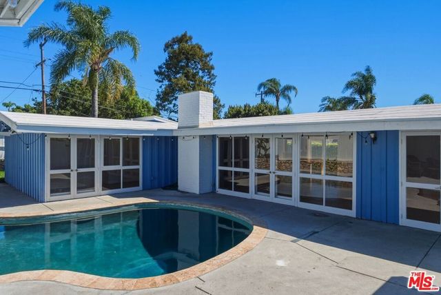 26 Packet Road, Rancho Palos Verdes, CA 90275