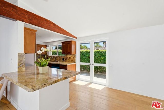 26 Packet Road, Rancho Palos Verdes, CA 90275