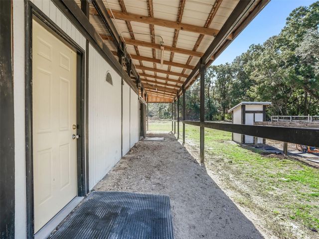 950 NE 200TH AVENUE, Williston, FL 32696