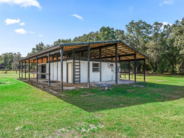 950 NE 200TH AVENUE, Williston, FL 32696