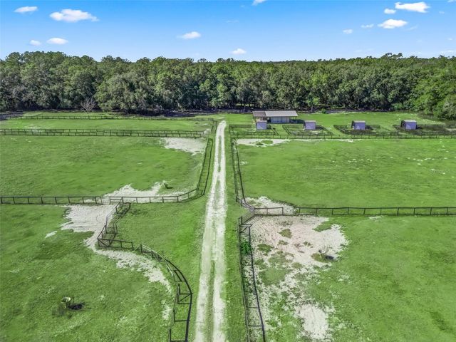 950 NE 200TH AVENUE, Williston, FL 32696