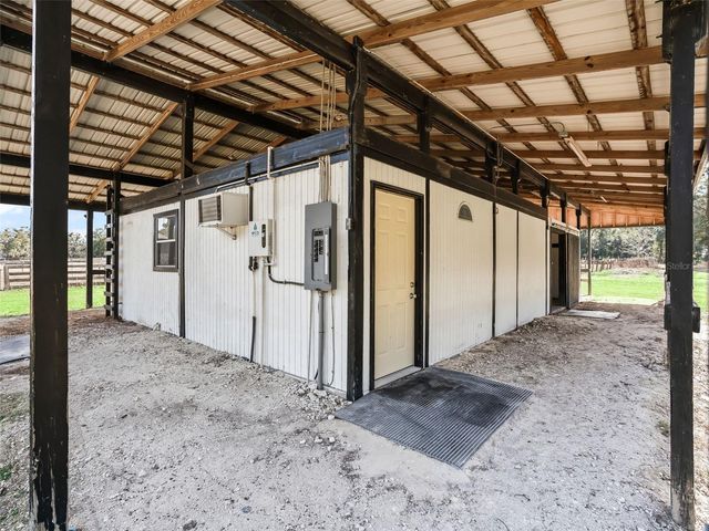 950 NE 200TH AVENUE, Williston, FL 32696