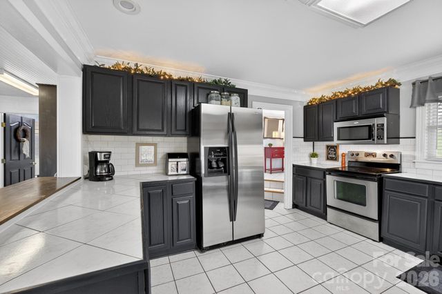 343 Hoyles Creek Road, Dallas, NC 28034