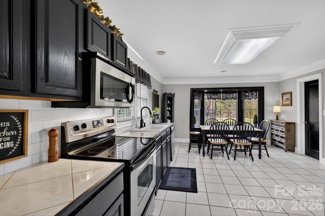 343 Hoyles Creek Road, Dallas, NC 28034