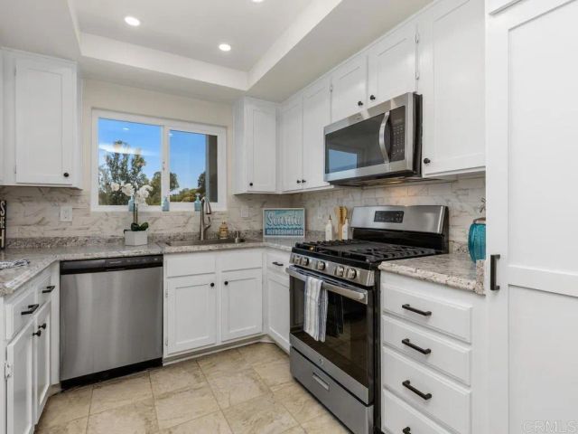 4362 Dowitcher Way, Oceanside, CA 92057