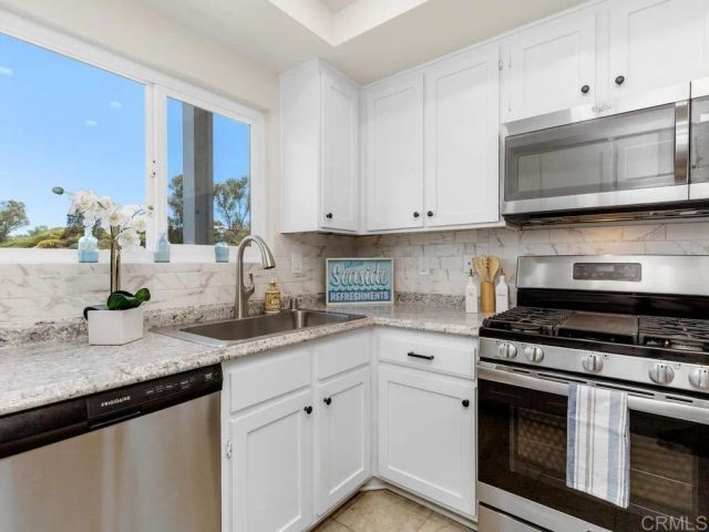 4362 Dowitcher Way, Oceanside, CA 92057