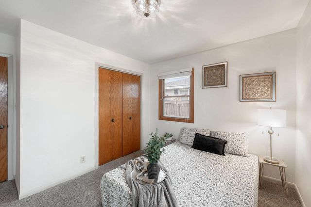 2108 25th AVENUE, Kenosha, WI 53140