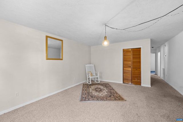 215 DICE ST, Charlottesville, VA 22902
