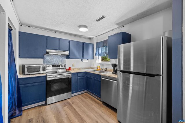 215 DICE ST, Charlottesville, VA 22902
