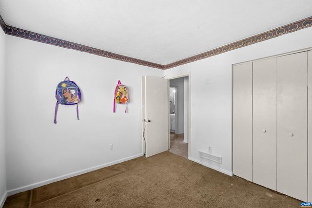 215 DICE ST, Charlottesville, VA 22902