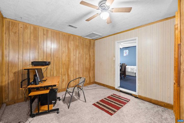 215 DICE ST, Charlottesville, VA 22902