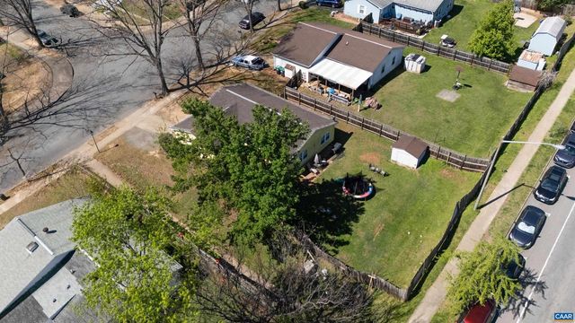 215 DICE ST, Charlottesville, VA 22902