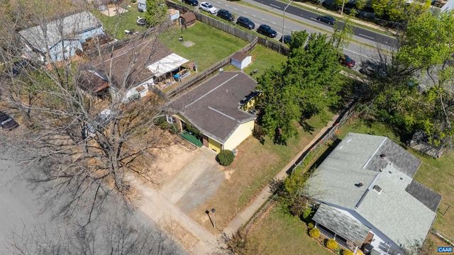215 DICE ST, Charlottesville, VA 22902